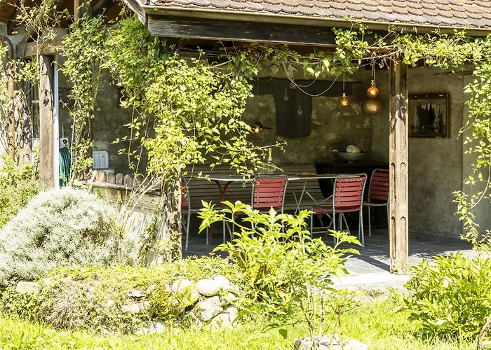 Semesterbostad Grangettes-2 By Interhome Noville